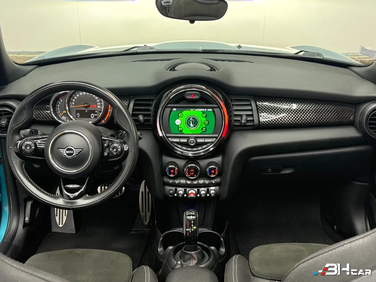 Mini Cabrio - photo 13