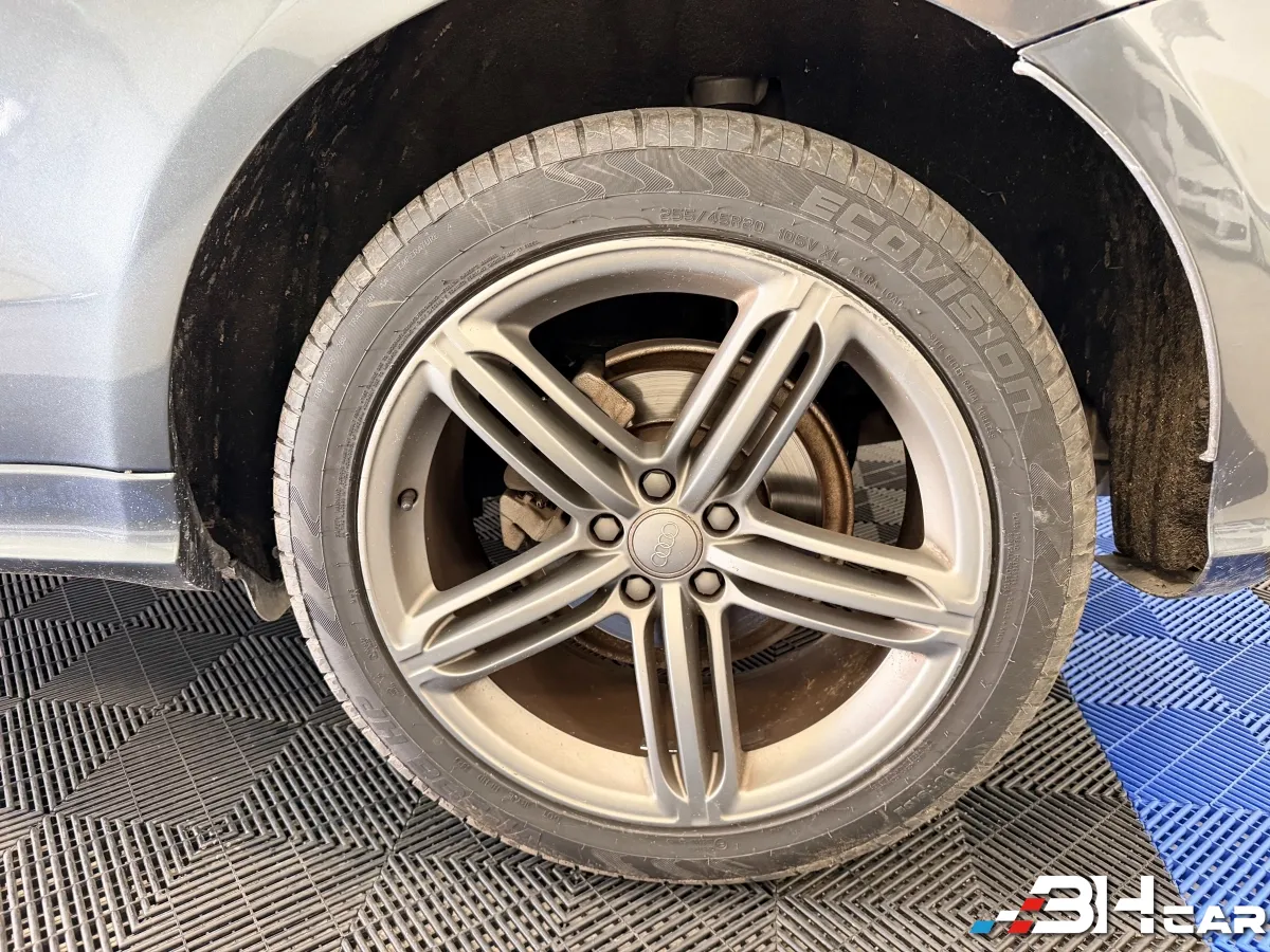 Audi Q5 - photo 28