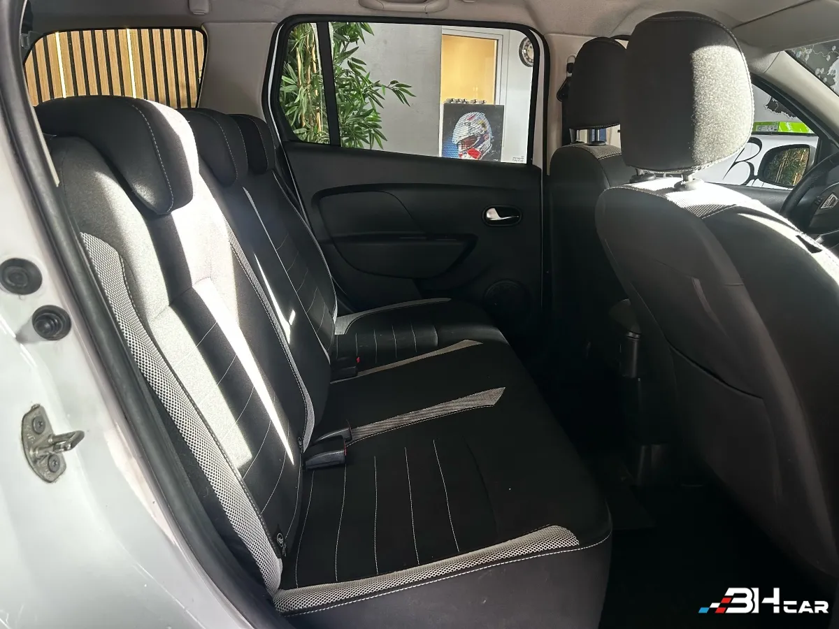 Dacia Logan - photo 15