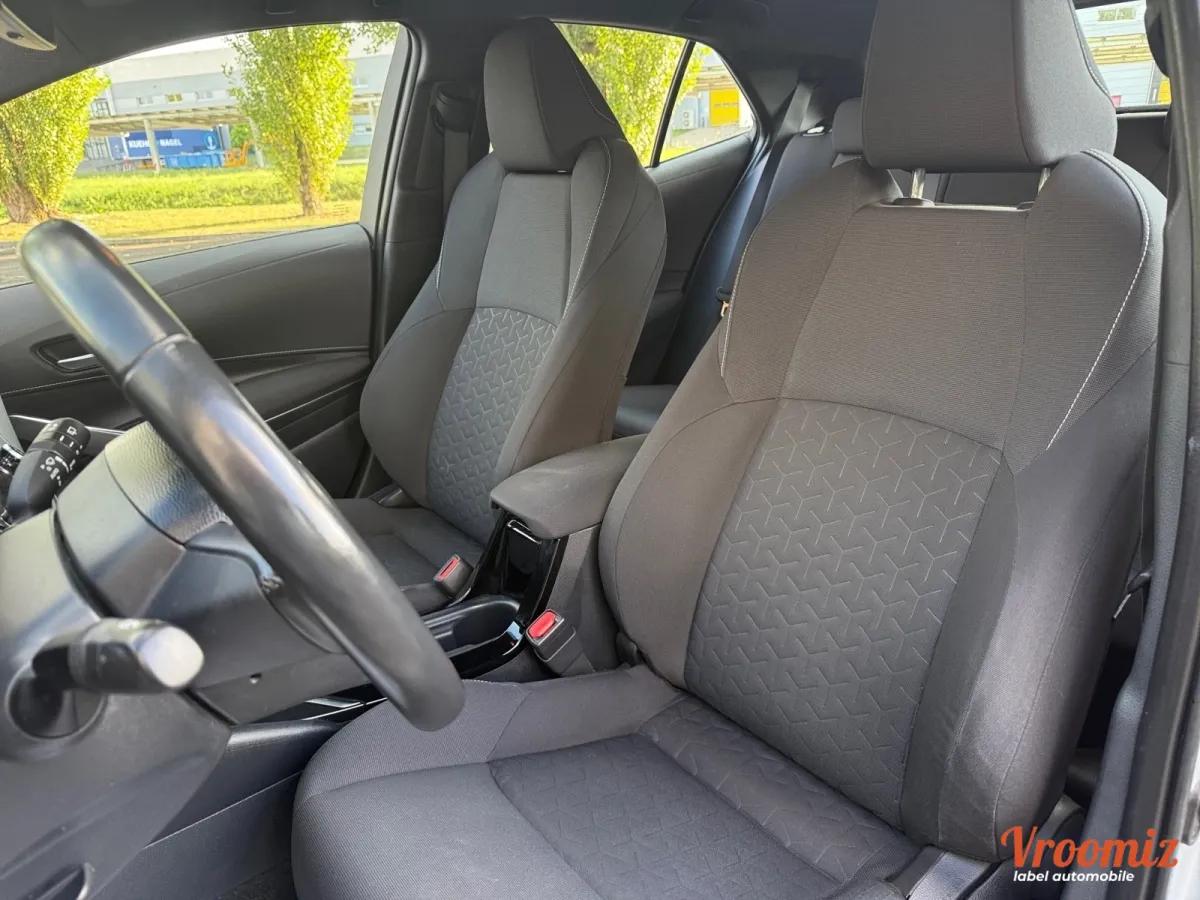 Toyota Corolla 1.8 122H 100 HYBRID FULL-HYBRID DYNAMIC BUSINESS BVA