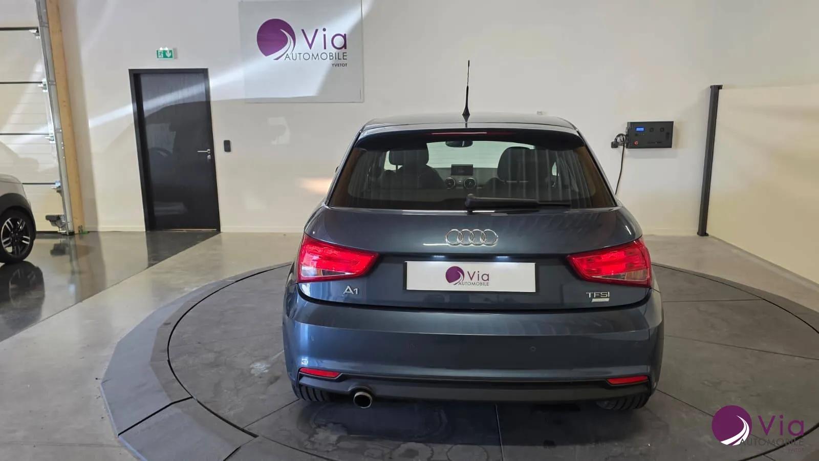 Audi A1