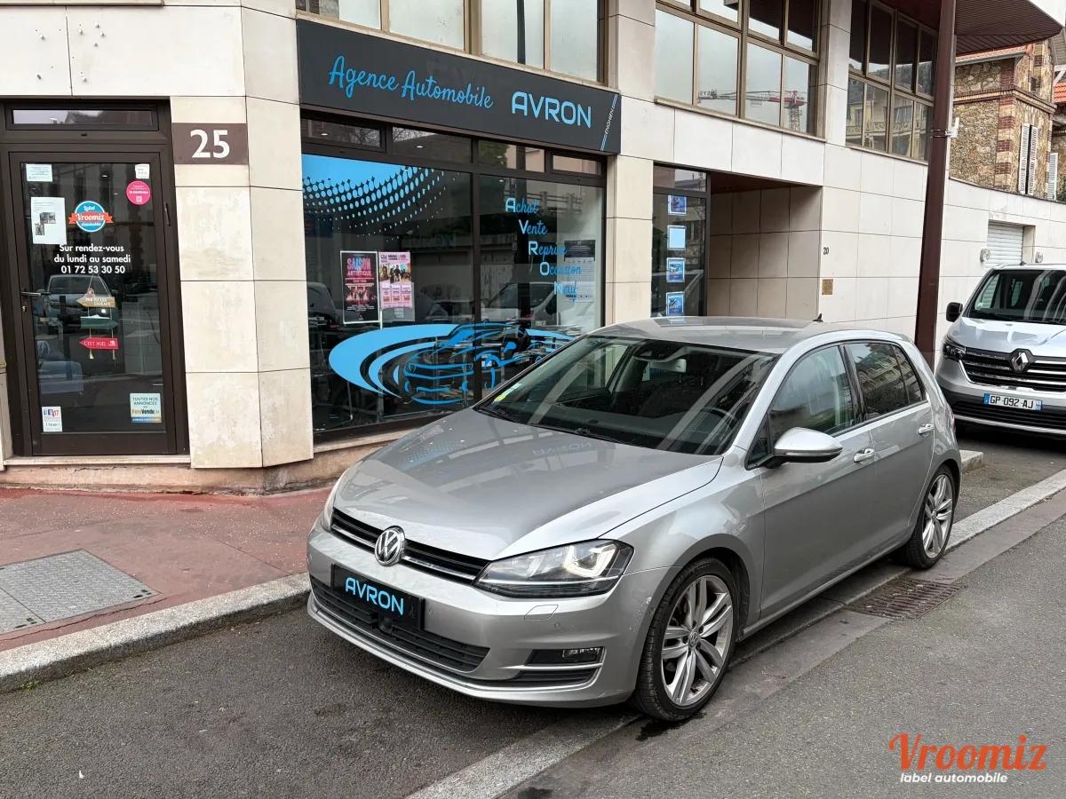 Volkswagen Golf 2.0 TDI 150 BLUEMOTION CARAT DSG BVA