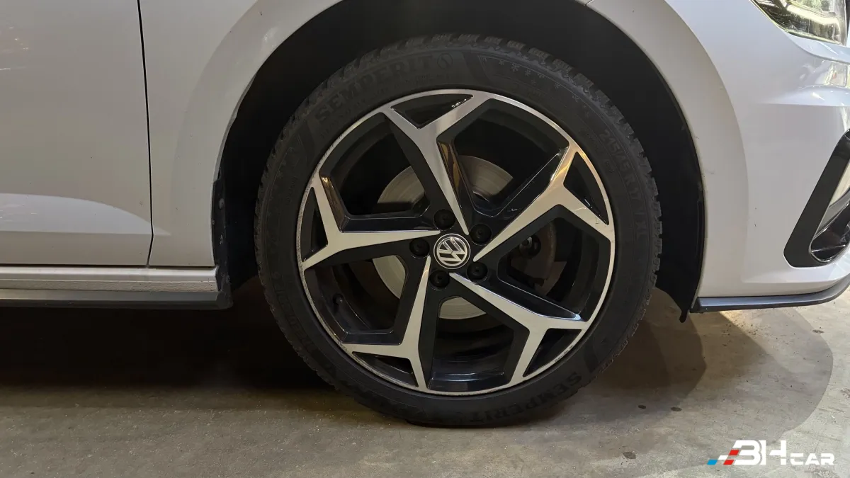 Volkswagen Polo - photo 11