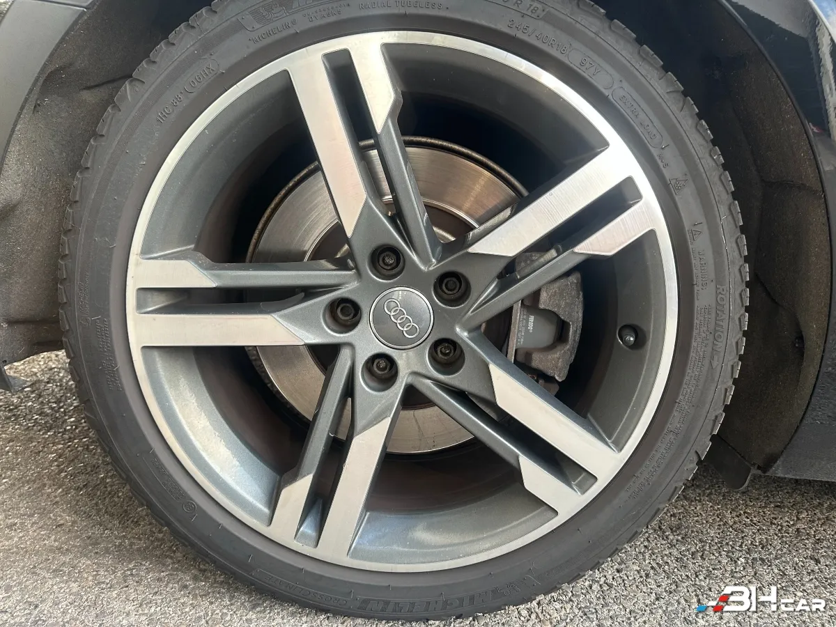 Audi A4 - photo 28
