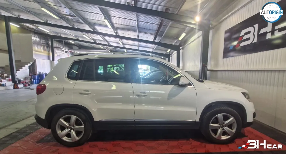 Volkswagen Tiguan - photo 6