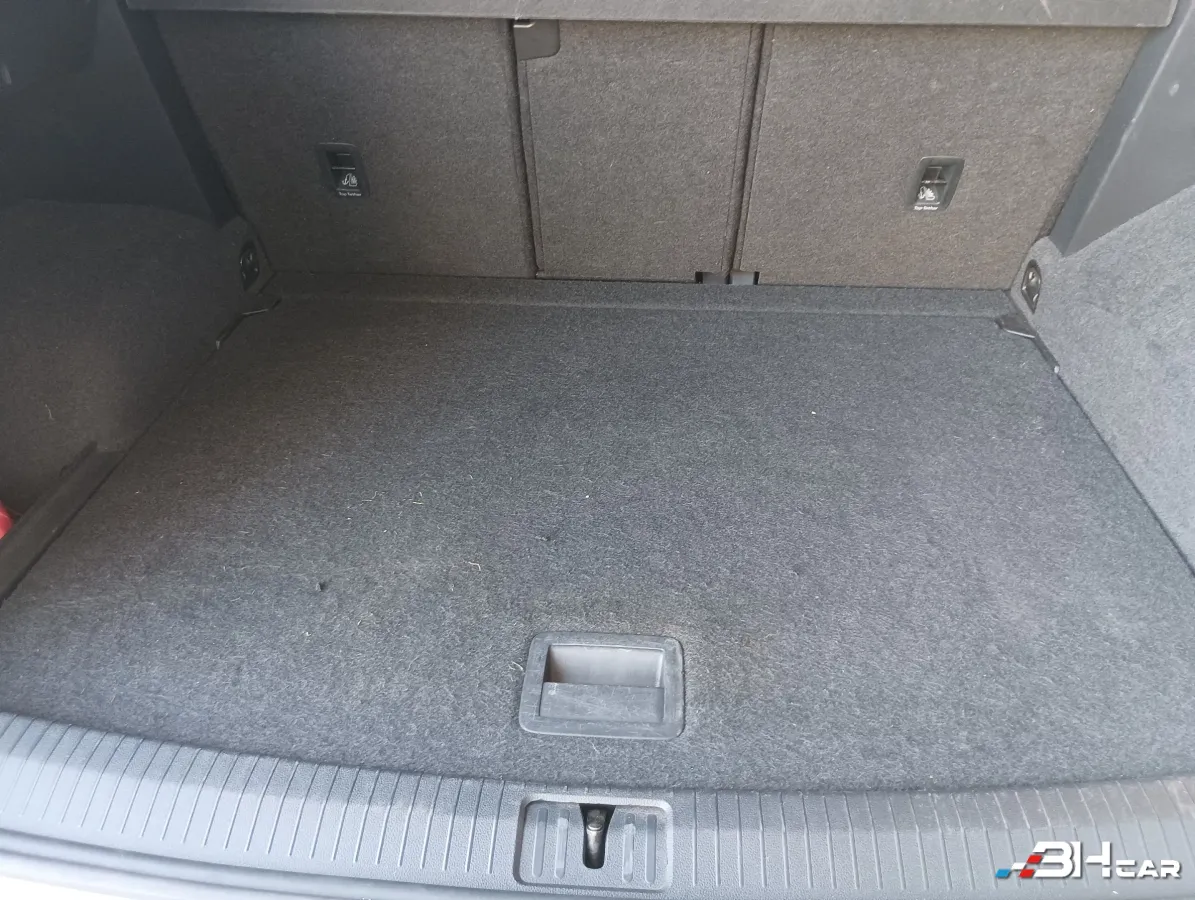 Volkswagen Tiguan - photo 30