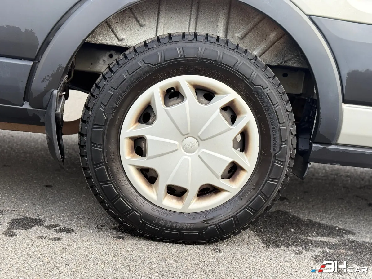 Ford Transit Vu - photo 27