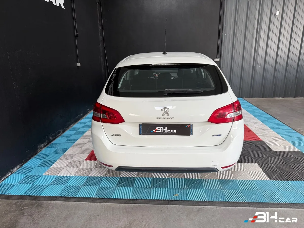 Peugeot 308 - photo 6