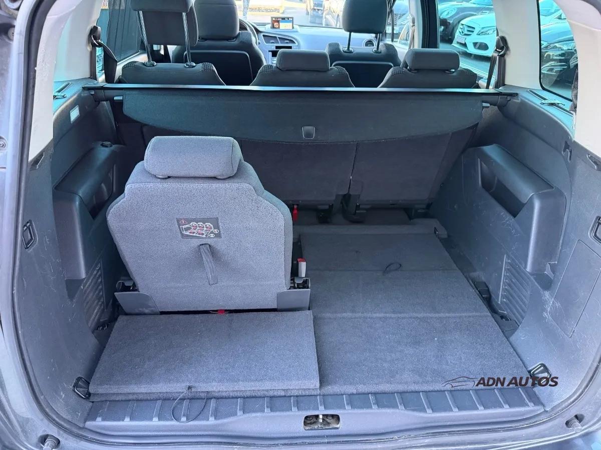 Peugeot 5008 GENERATION-I 1.6 BLUEHDI 120 STYLE