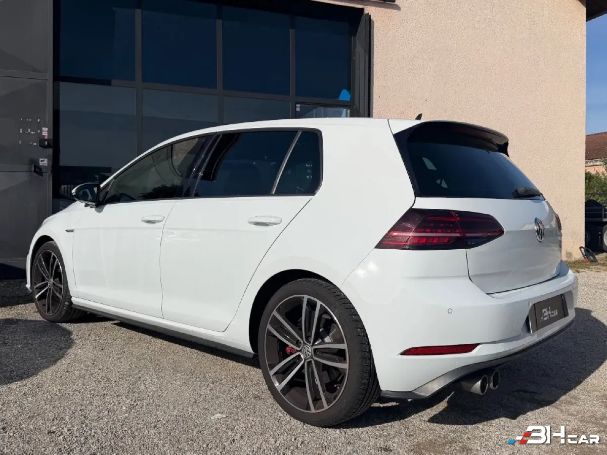 Volkswagen Golf - photo 4