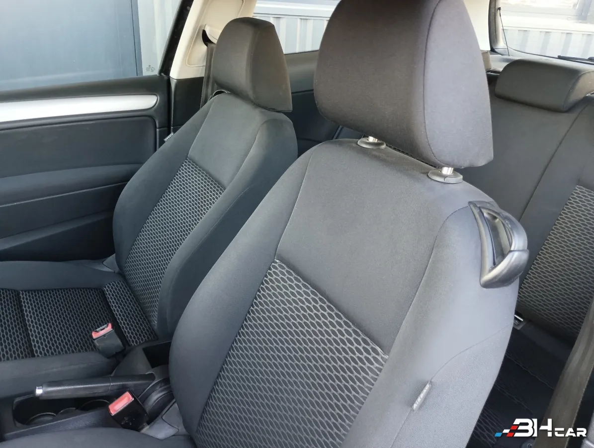Volkswagen Golf - photo 17