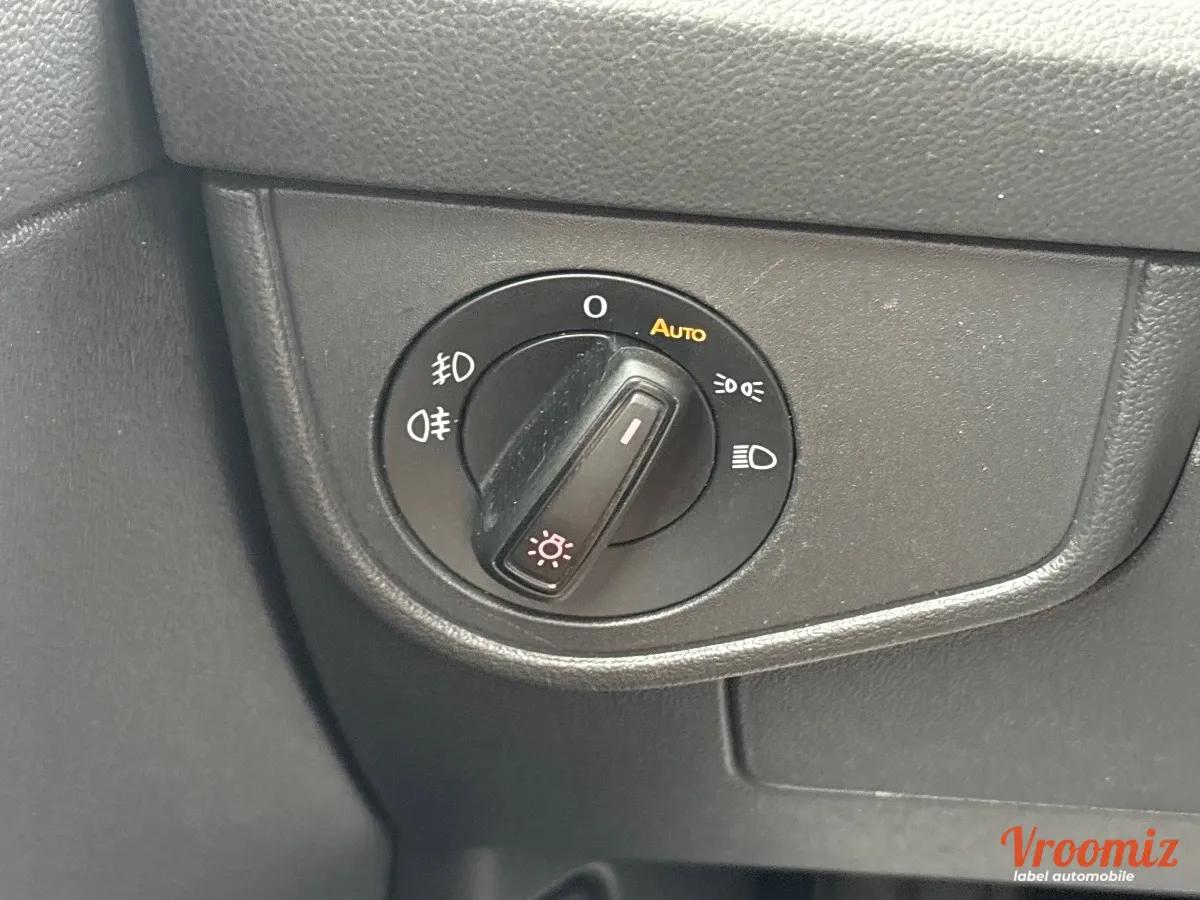 Volkswagen Polo 1.0 TSI 95 COPPER LINE DSG BVA