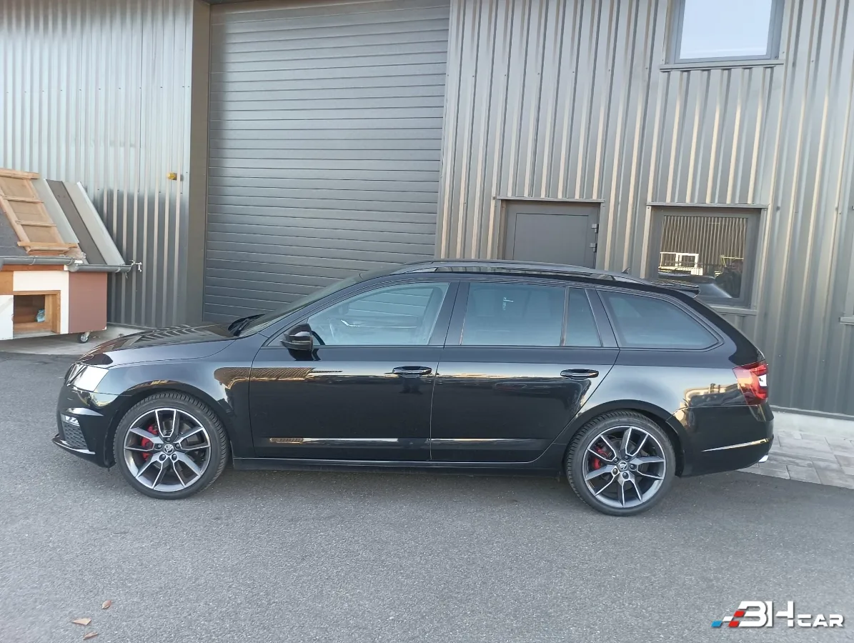 Skoda Octavia - photo 2
