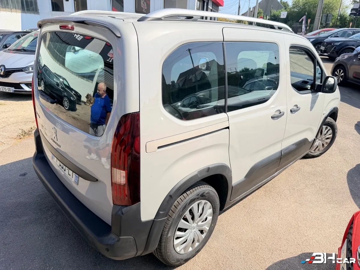 Peugeot Rifter - photo 8