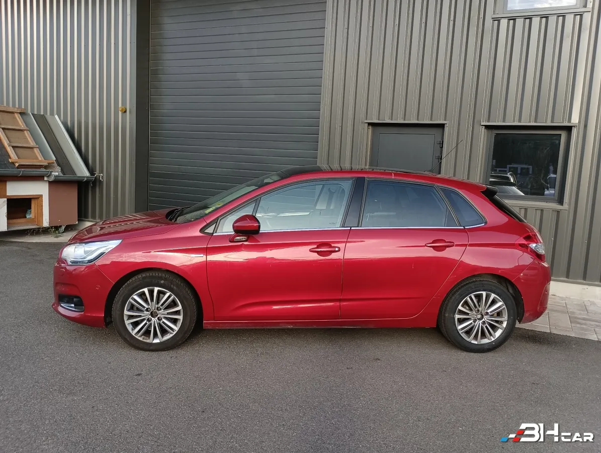 Citroen C4 - photo 2