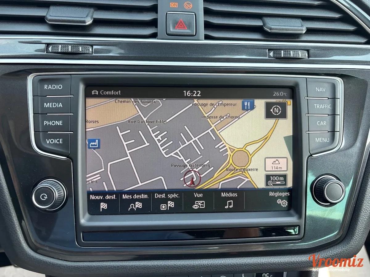 Volkswagen Tiguan 2.0 TDI 150 BLUEMOTION CARAT EXCLUSIVE DSG BVA