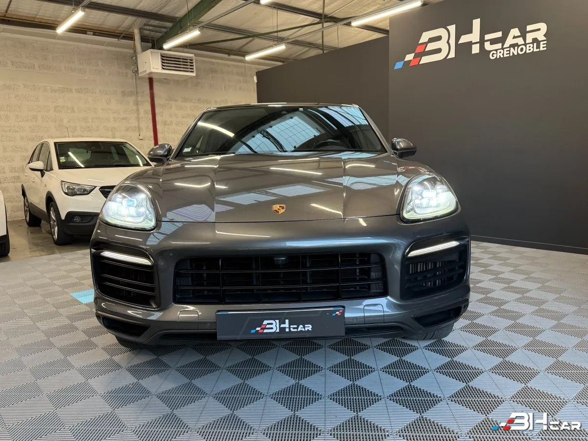 Porsche Cayenne - photo 2