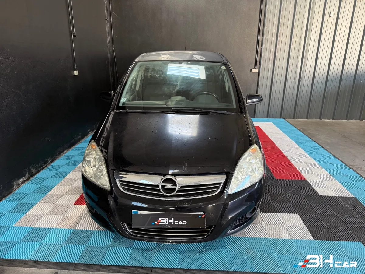 Opel Zafira - photo 4