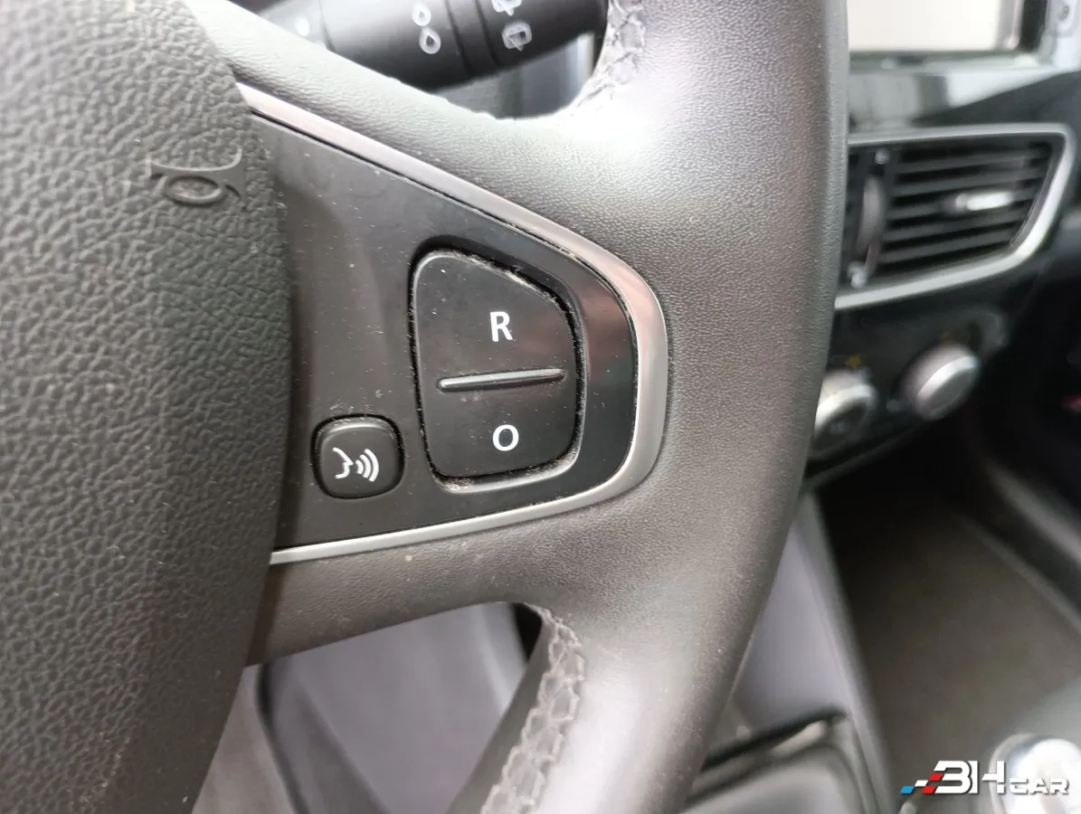 Renault Clio - photo 26