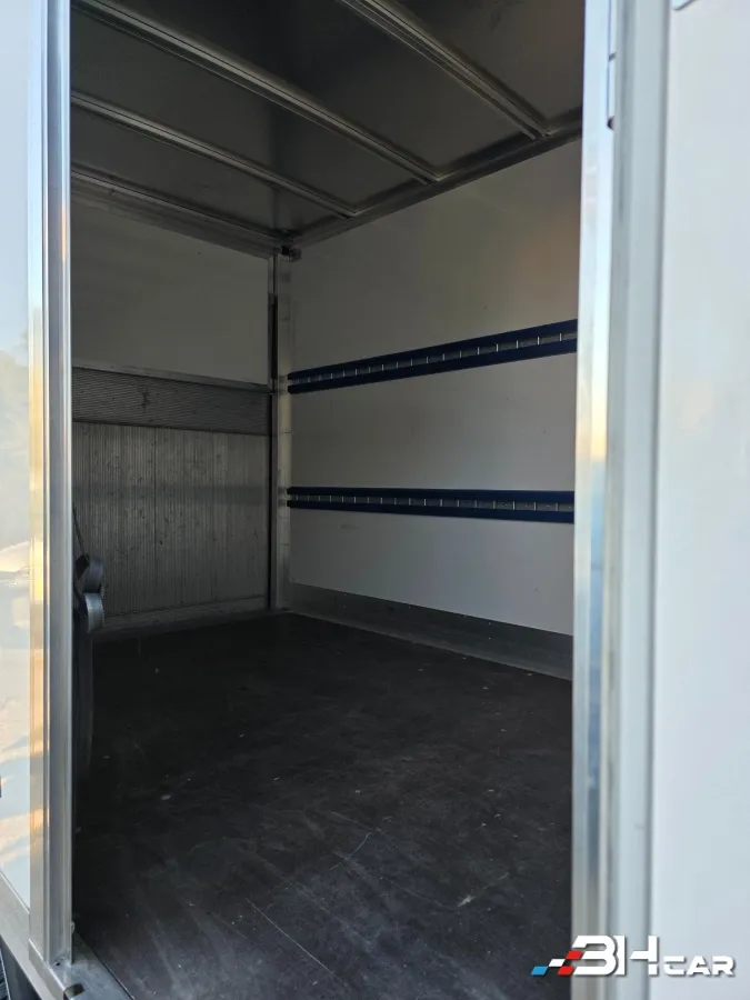 Ford Transit Vu - photo 17