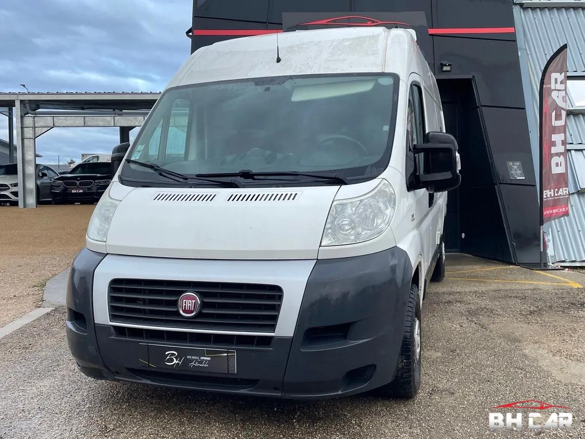 Image: FIAT DUCATO Aménagé - Camping Car - Homologué VASP - Douche - Toilettes - Cuisine - Panneaux solaires