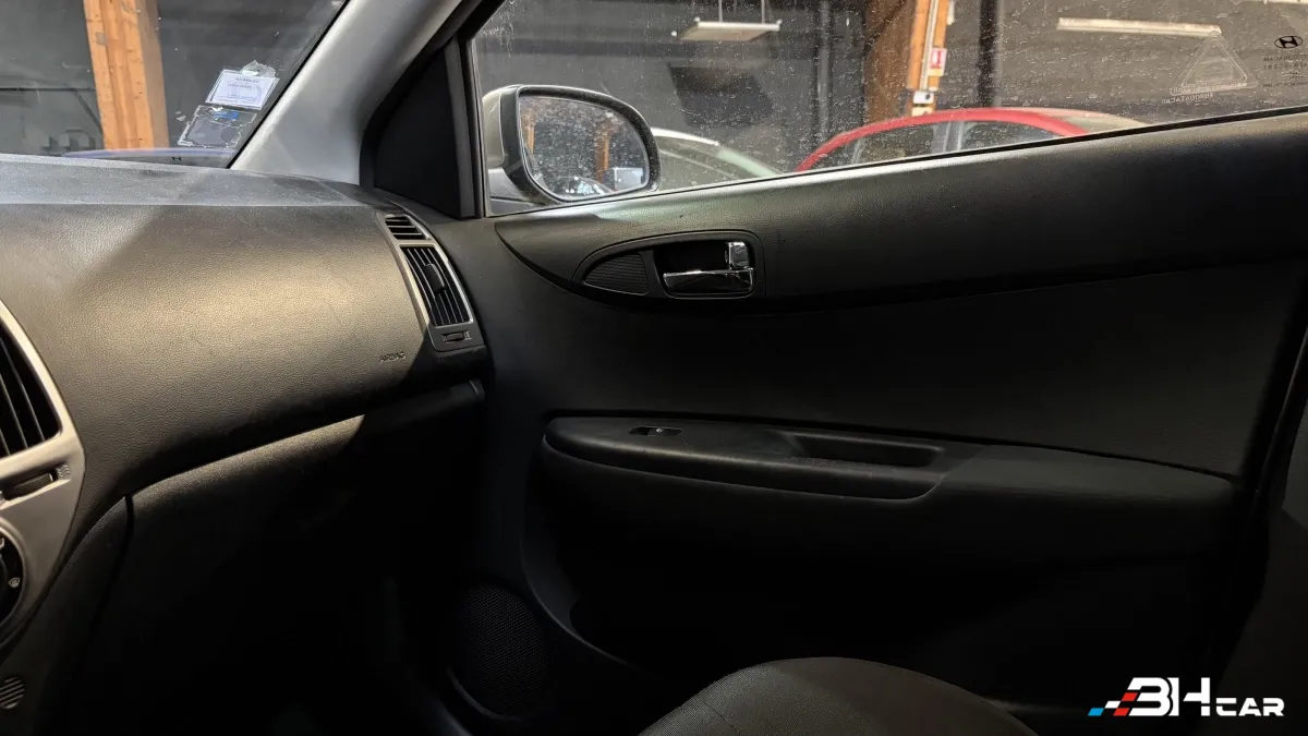 Hyundai I20 - photo 28
