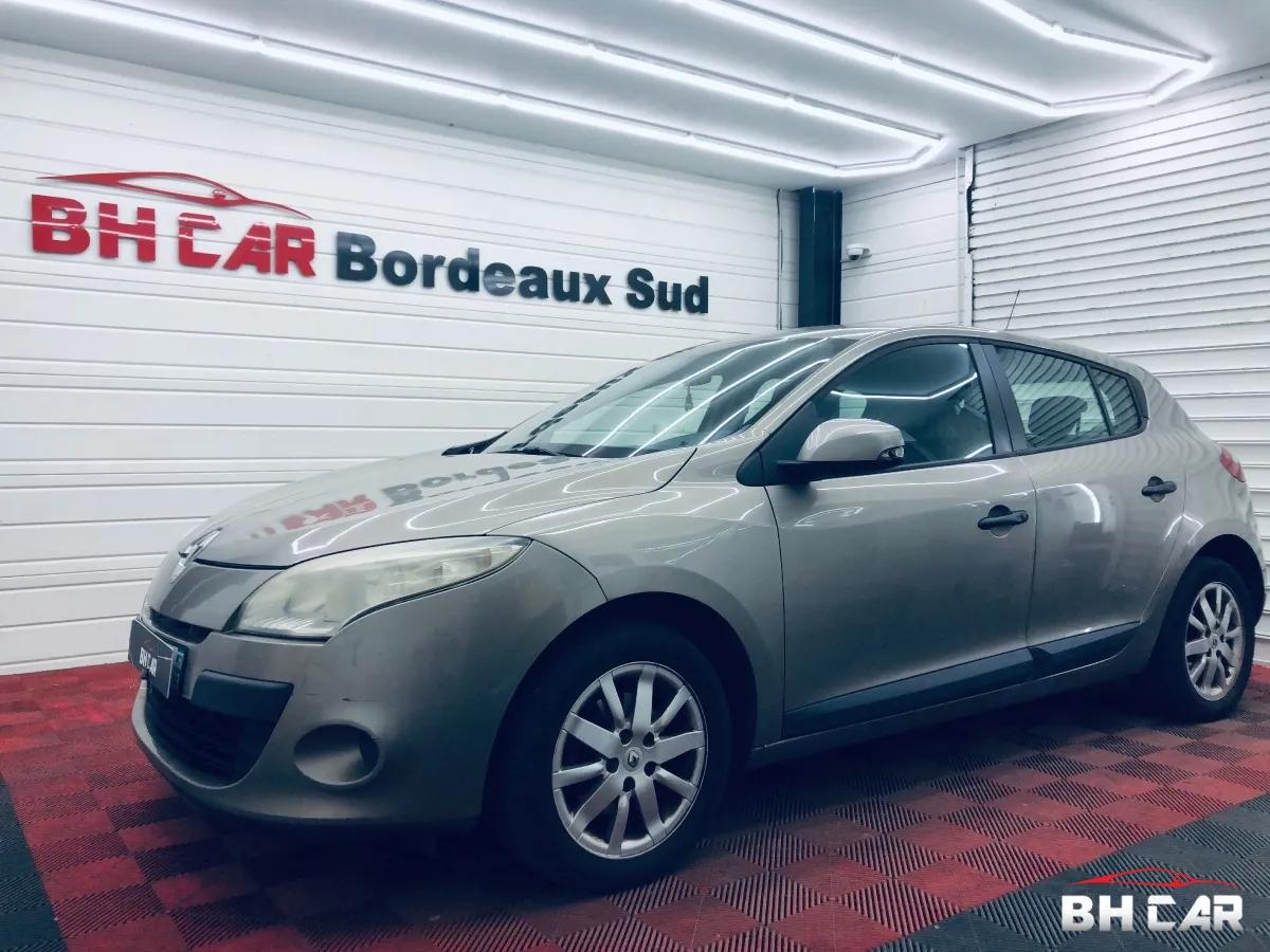 Image: Renault Megane III 1.5 DCI 86 CLIM // KIT DISTRIBUTION NEUF