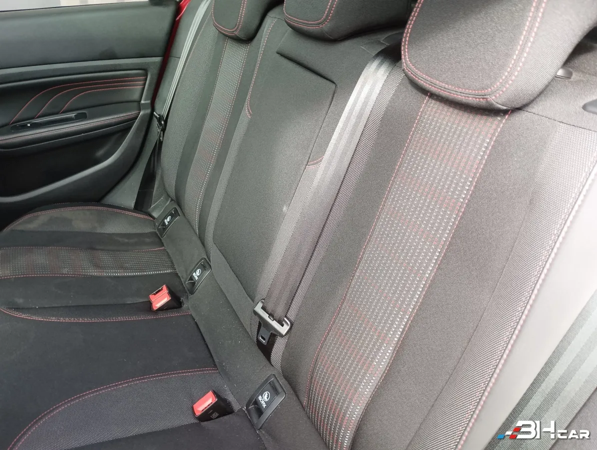 Peugeot 308 - photo 19