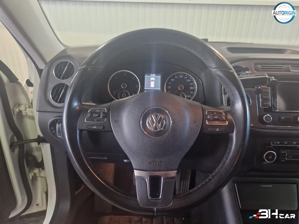 Volkswagen Tiguan - photo 13
