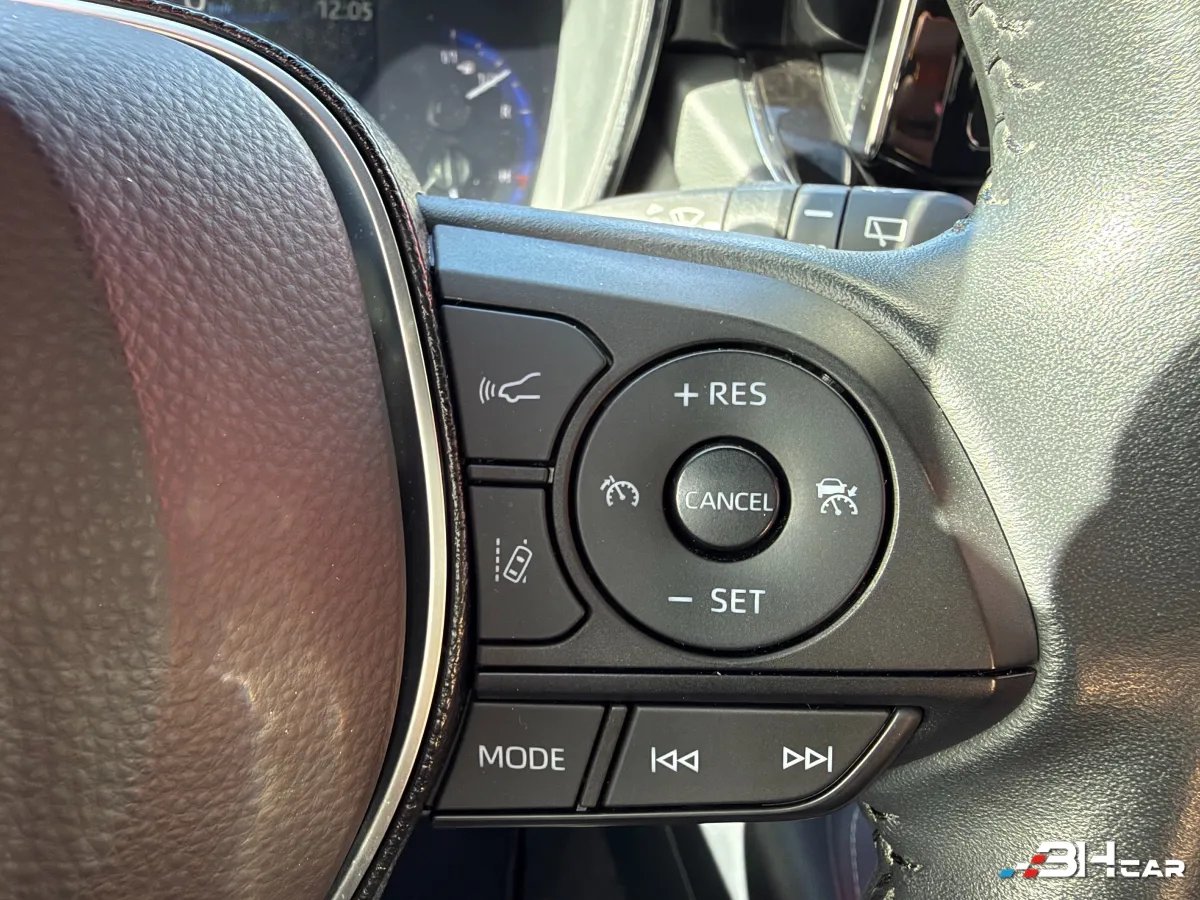 Toyota Corolla - photo 16