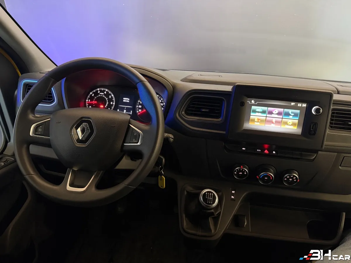 Renault Master Vu - photo 11