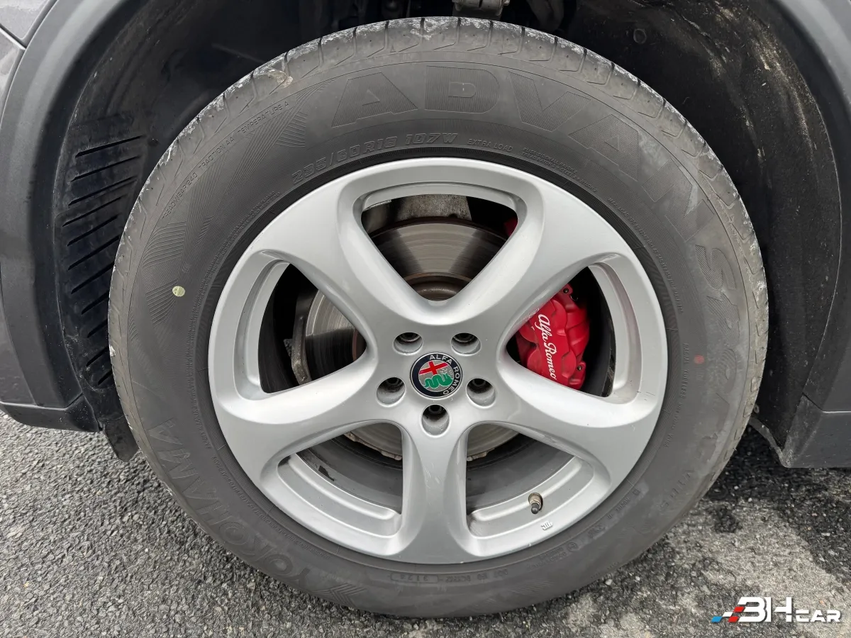 Alfa Romeo Stelvio - photo 6