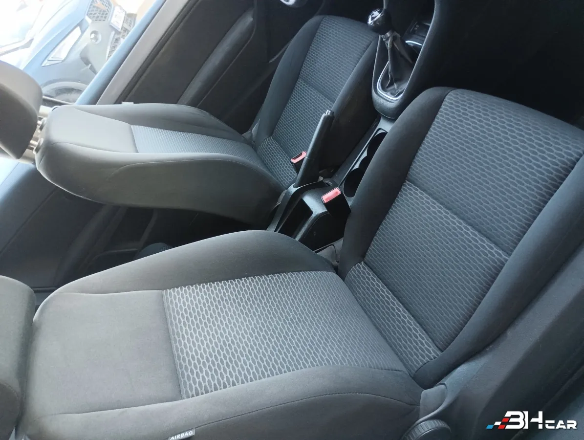 Volkswagen Golf - photo 19