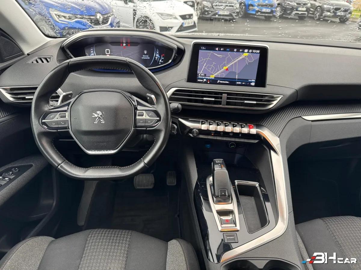 Aperçu indisponible de Peugeot 5008