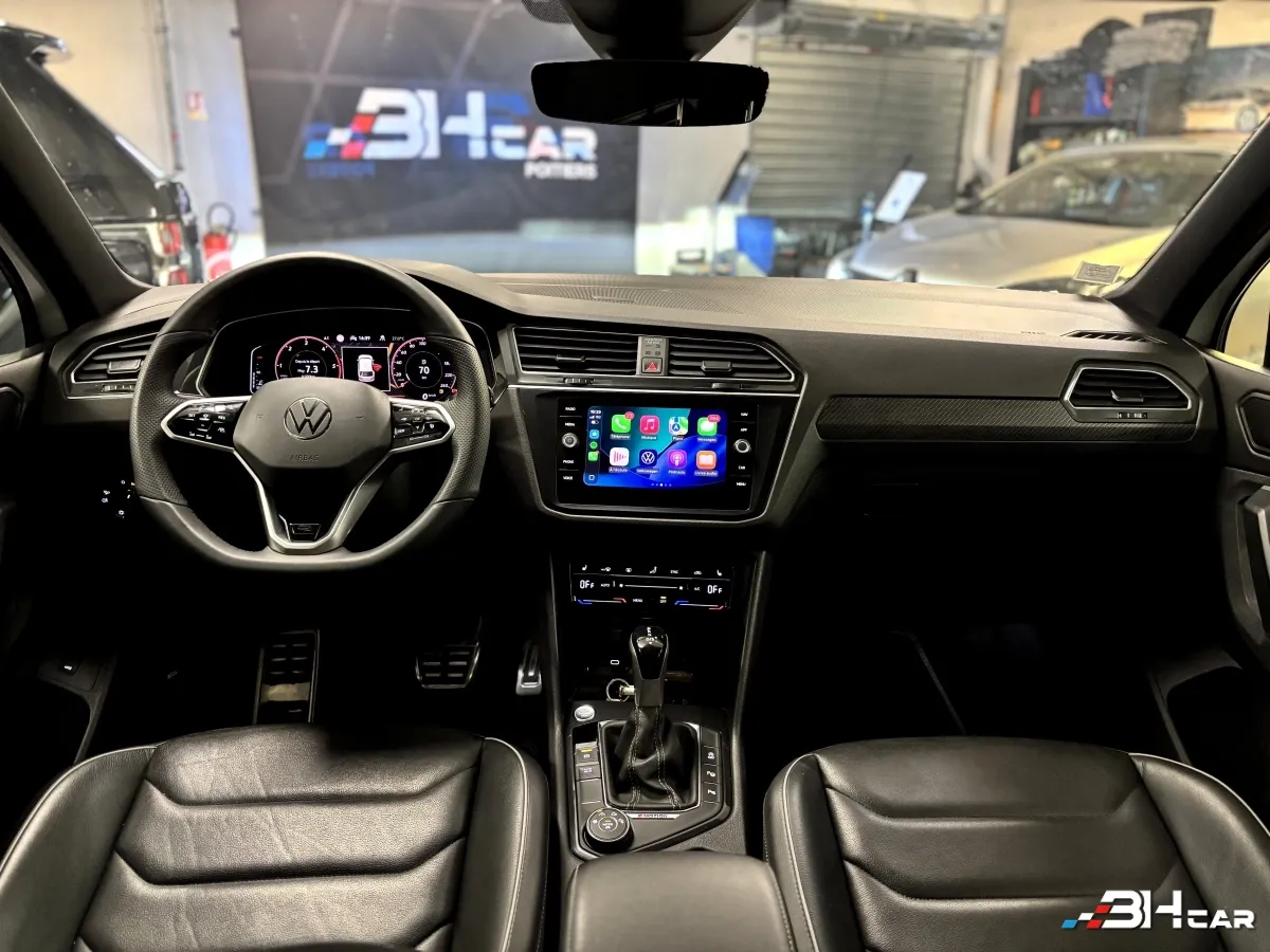 Volkswagen Tiguan - photo 17