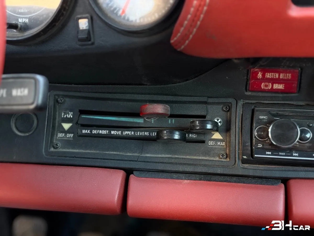 Porsche 911 SC - photo 16