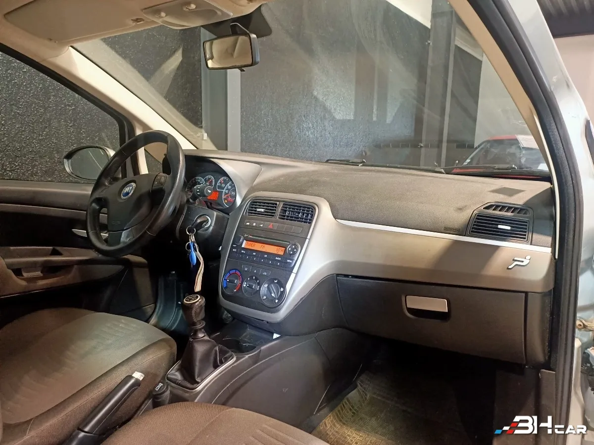 Fiat Grande Punto - photo 7