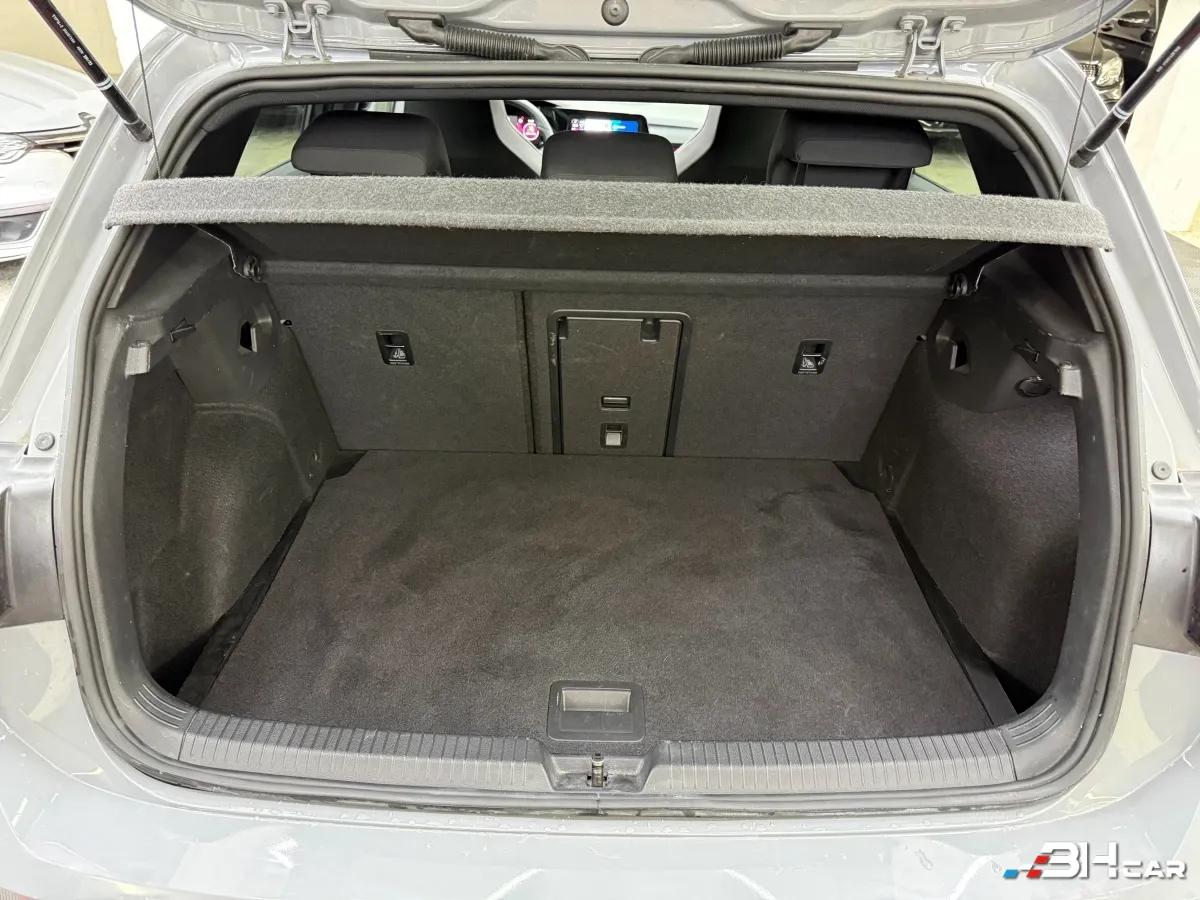 Aperçu indisponible de Volkswagen Golf