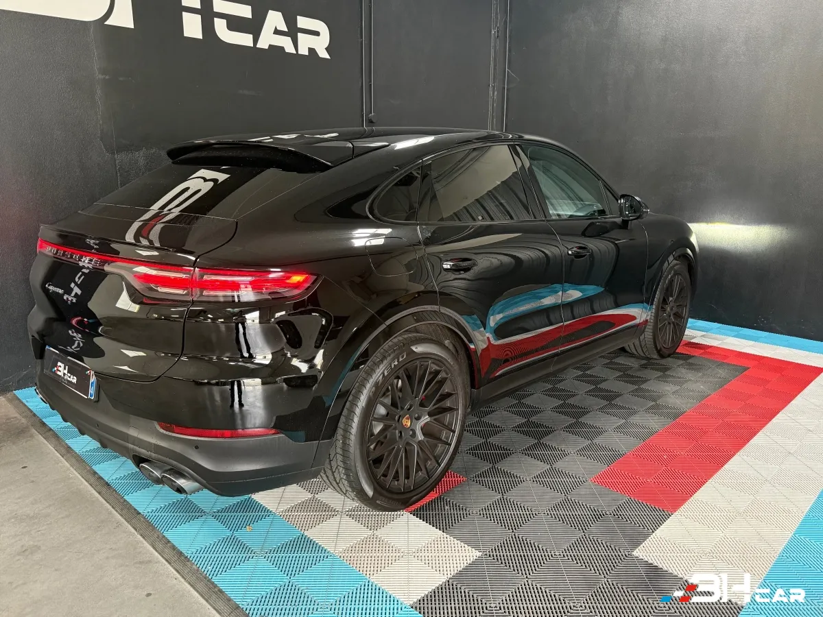 Porsche Cayenne - photo 8