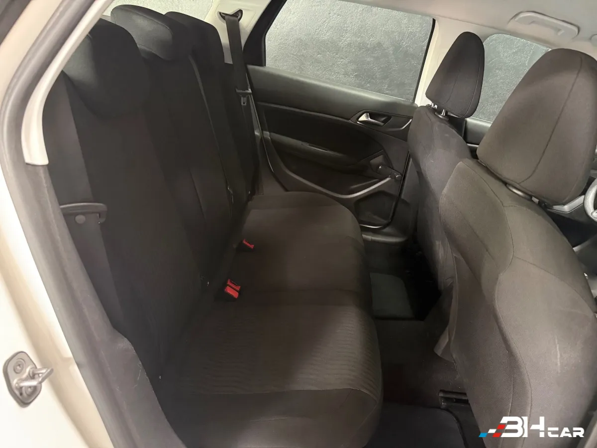 Peugeot 308 - photo 15