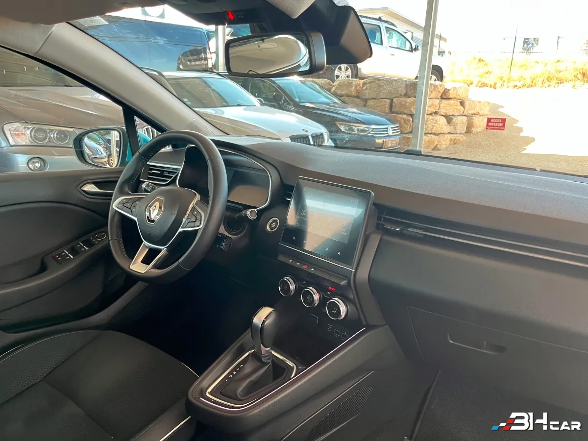 Renault Clio - photo 18