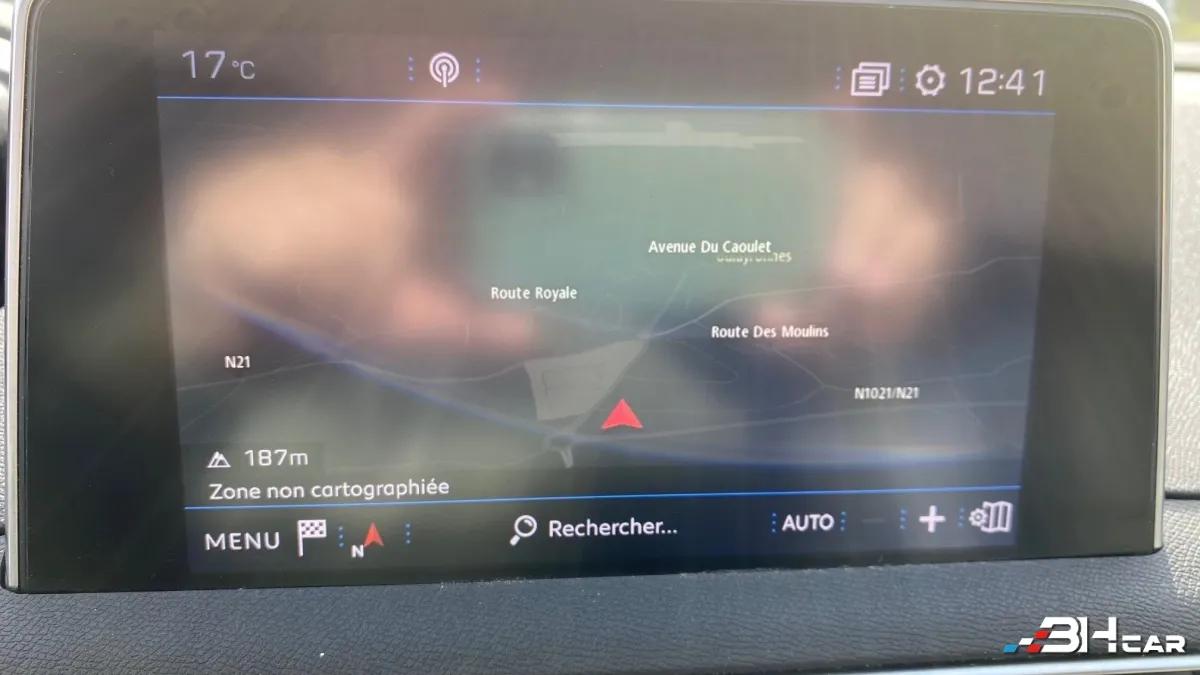 Aperçu indisponible de Peugeot 5008