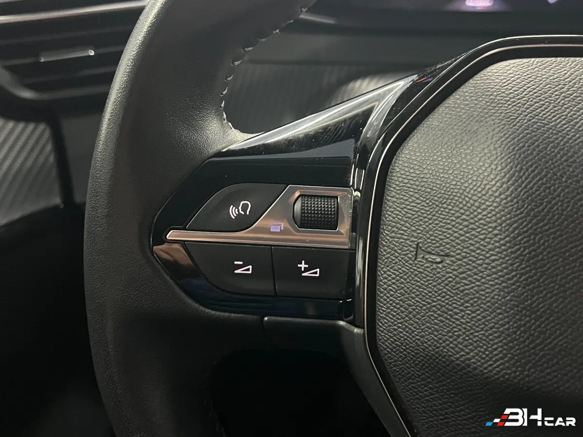 Peugeot 208 - photo 29