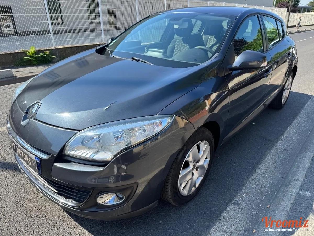 RENAULT Megane