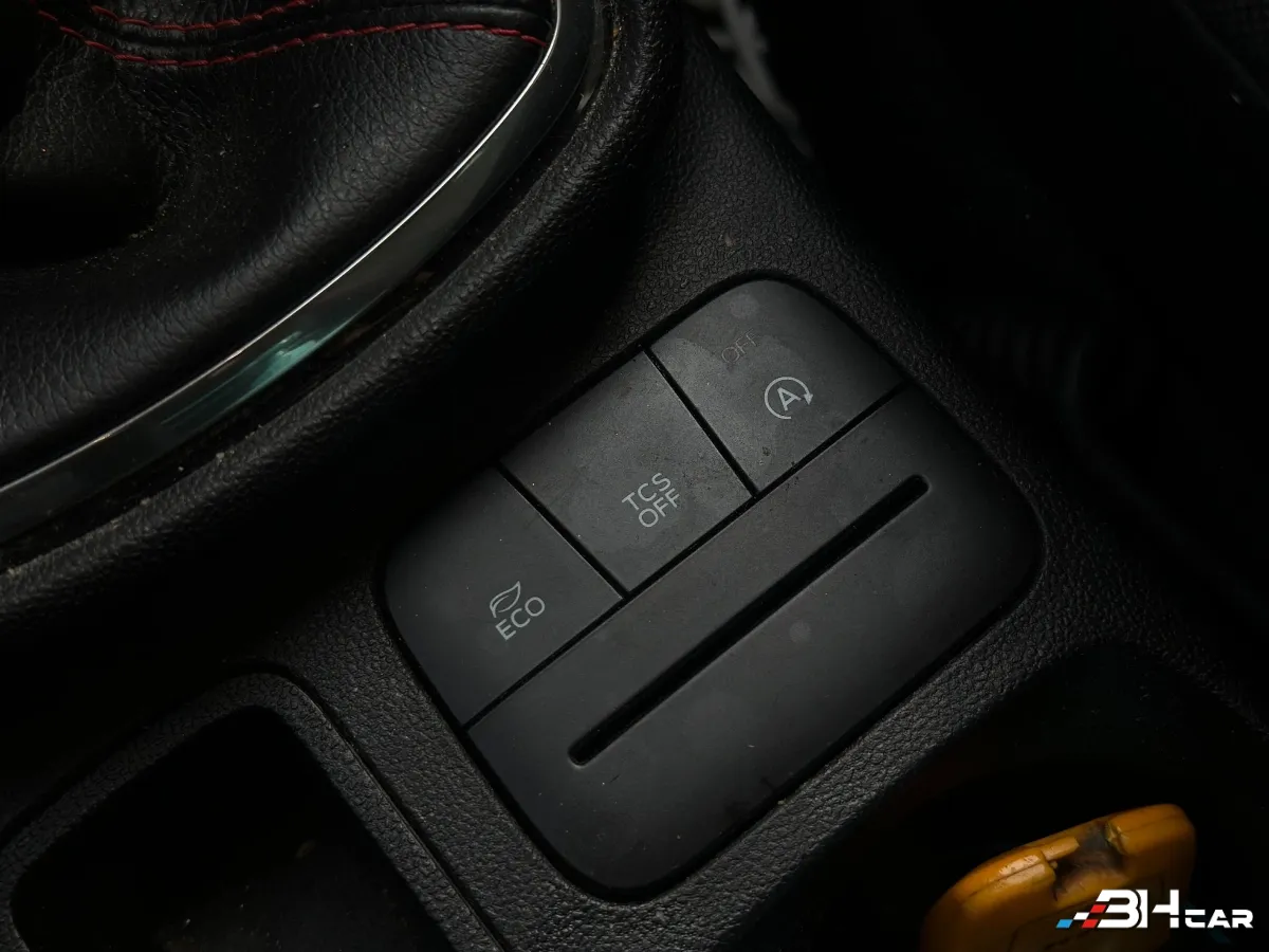 Ford Fiesta - photo 23