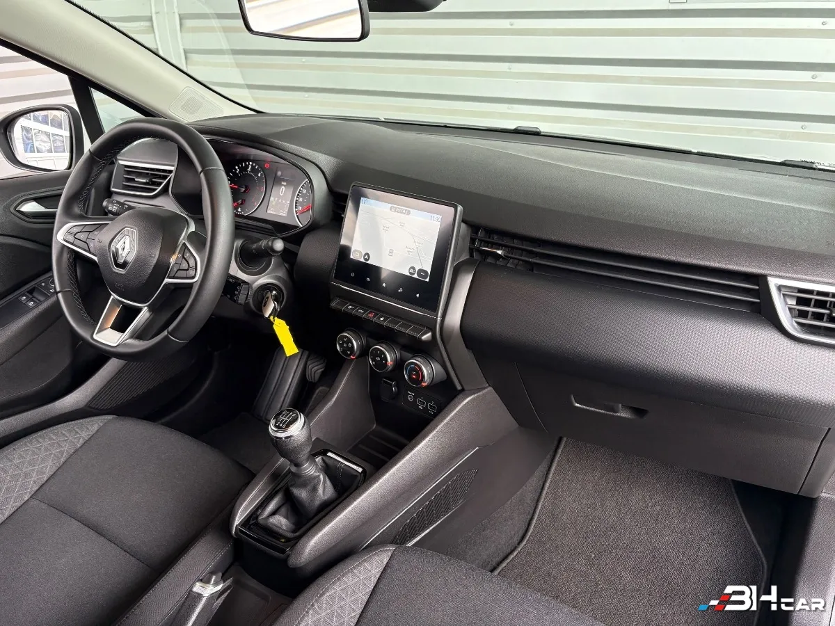 Renault Clio - photo 8