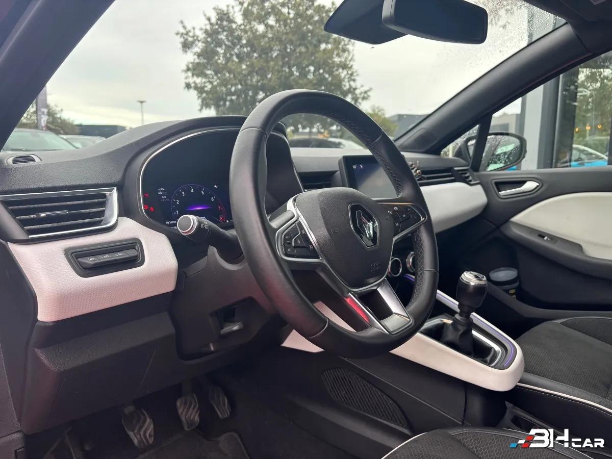 Aperçu indisponible de RENAULT Clio