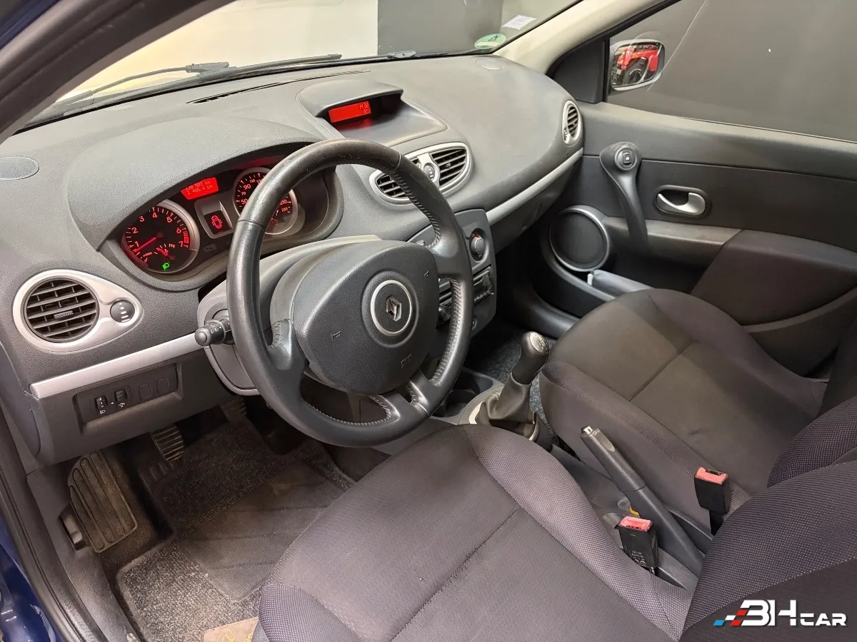 Renault Clio - photo 6