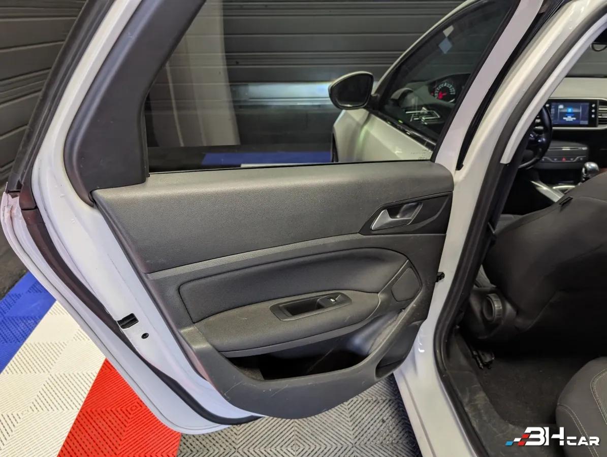Aperçu indisponible de Peugeot 308
