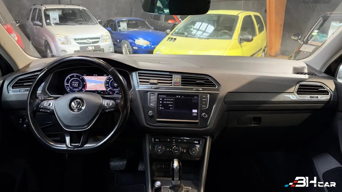 Volkswagen Tiguan - photo 23